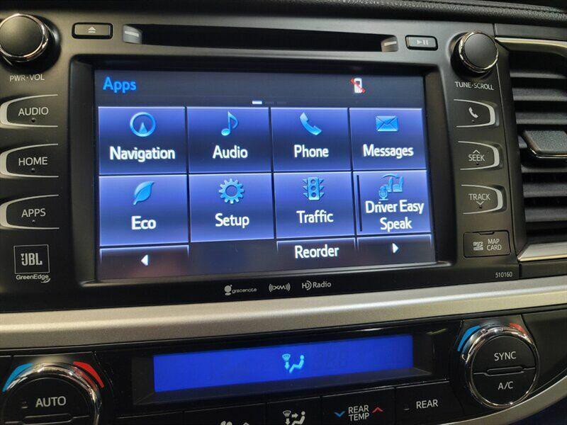 2016 Toyota Highlander Image 25