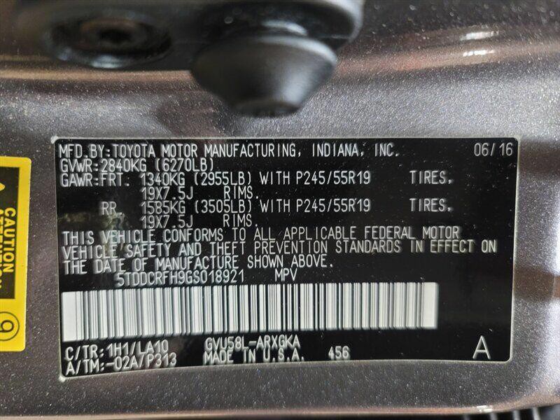2016 Toyota Highlander Image 31