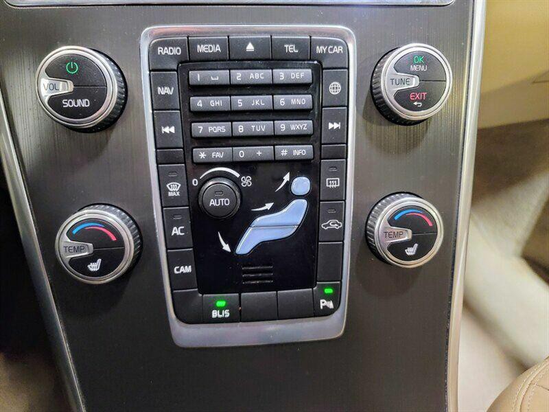 2015 Volvo XC60 Image 15