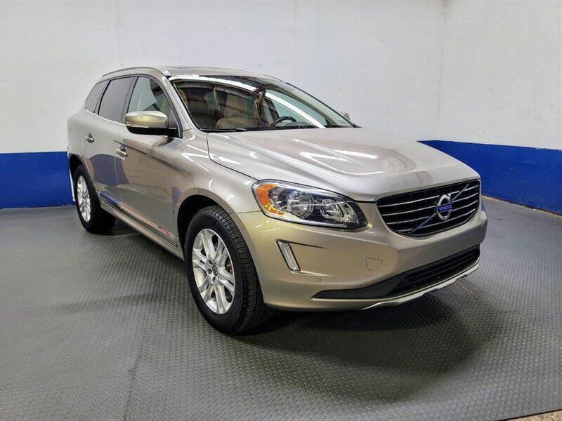 2015 Volvo XC60 Image 45