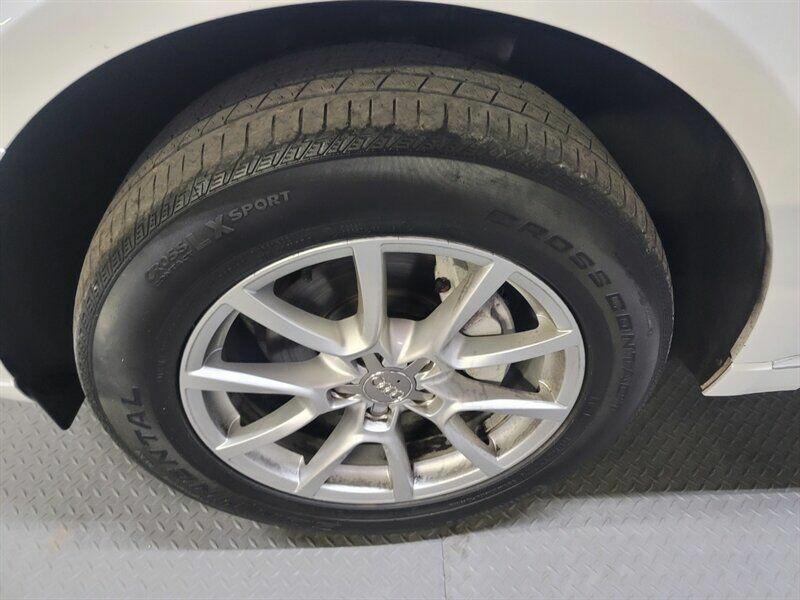 2013 Audi Q5 Image 24