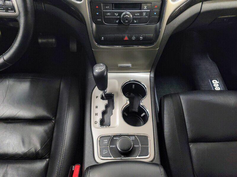 2013 Jeep Grand Cherokee Image 20