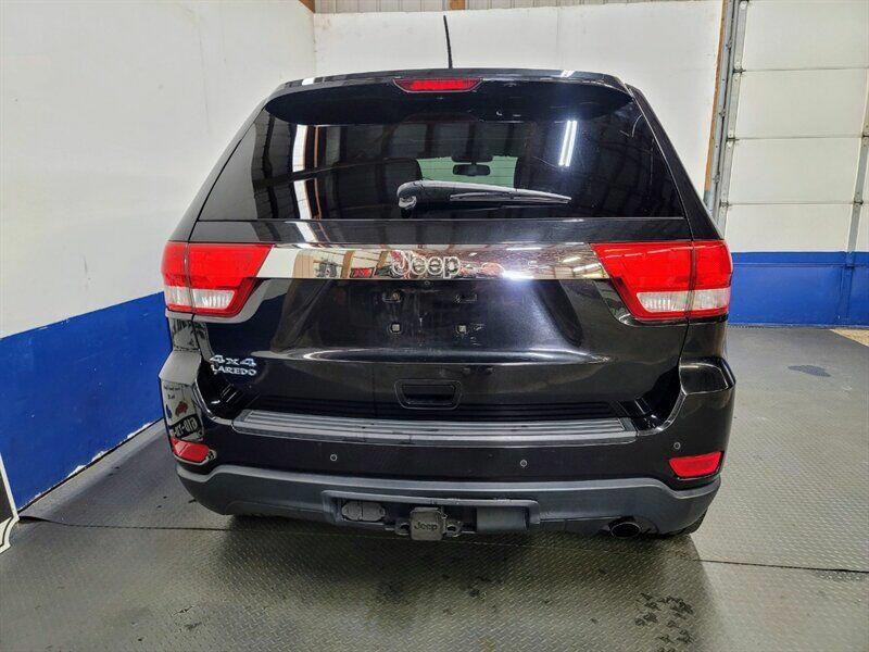 2013 Jeep Grand Cherokee Image 28
