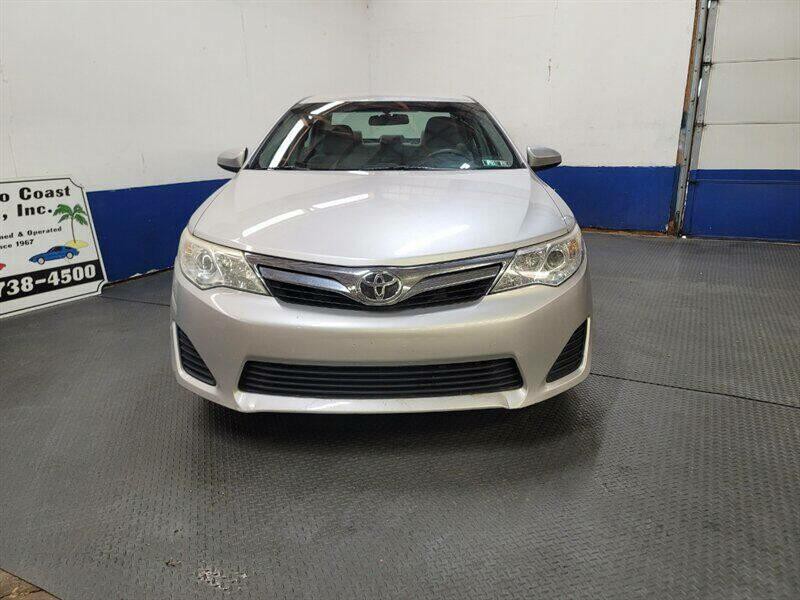 2014 Toyota Camry Image 16
