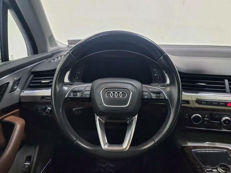 2018 Audi Q7 Image 10