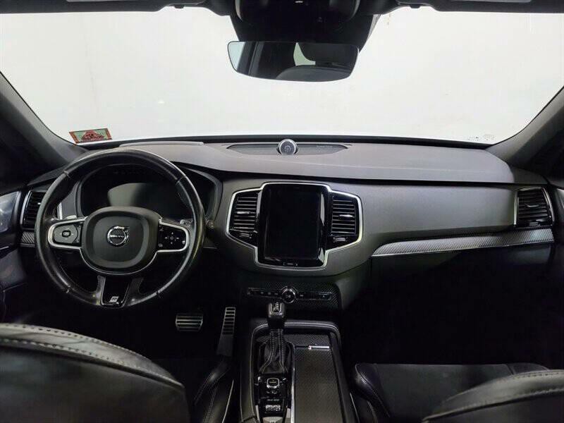 2016 Volvo XC90 Image 9
