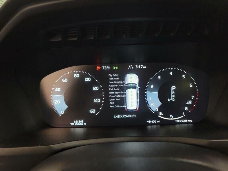 2016 Volvo XC90 Image 11