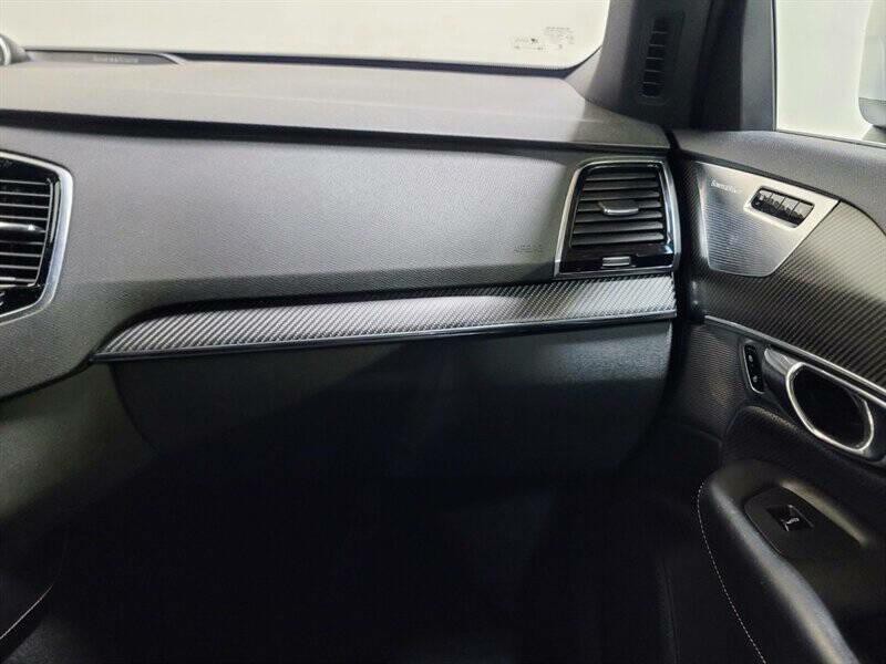 2016 Volvo XC90 Image 31