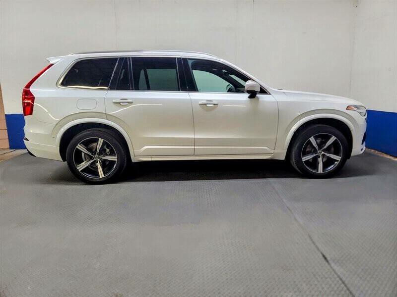 2016 Volvo XC90 Image 41