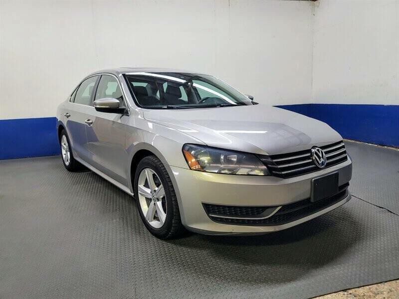 2013 Volkswagen Passat Image 28