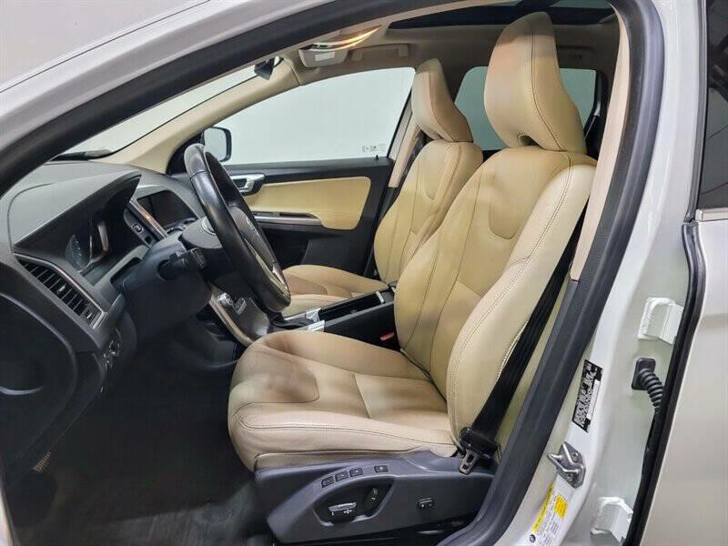2016 Volvo XC60 Image 6