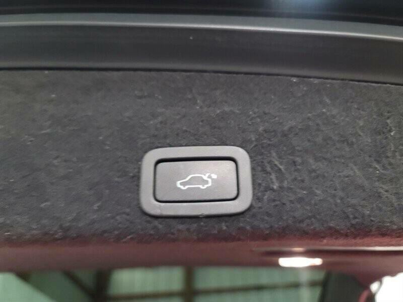 2016 Volvo XC60 Image 33