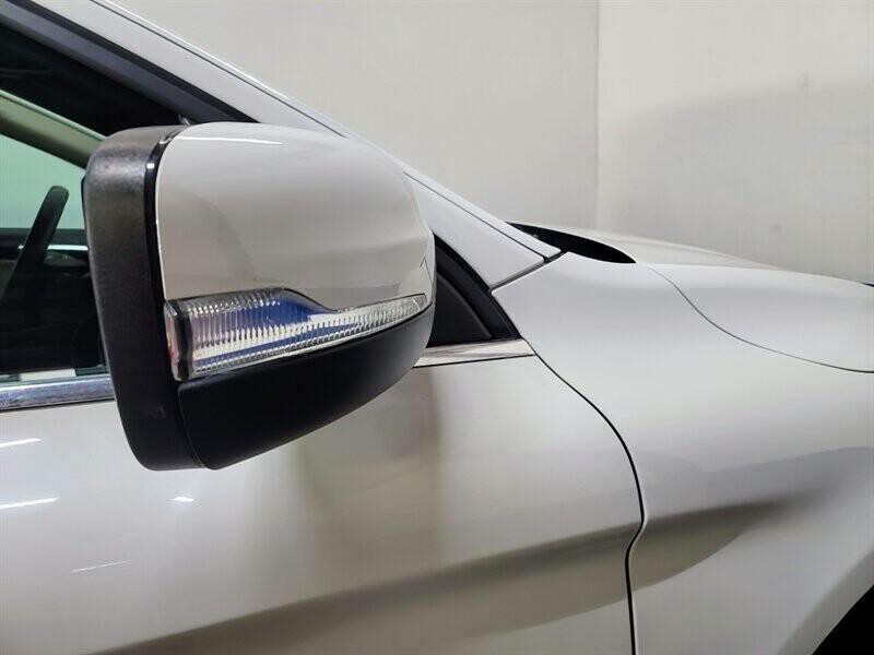 2016 Volvo XC60 Image 36
