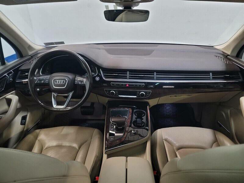 2018 Audi Q7 Image 8