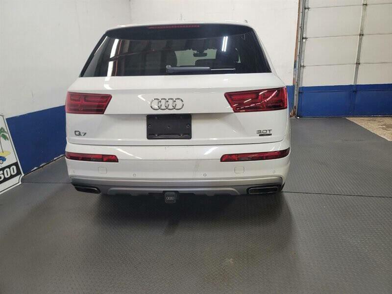 2018 Audi Q7 Image 18