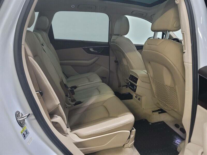 2018 Audi Q7 Image 24
