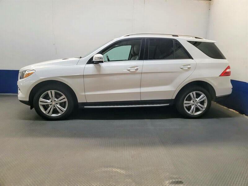 2015 Mercedes-Benz M-Class Image 2
