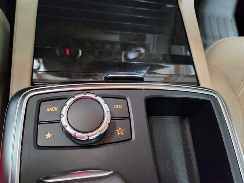 2015 Mercedes-Benz M-Class Image 24
