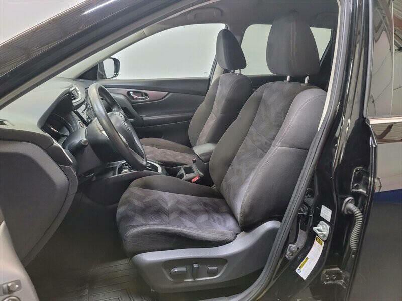 2015 Nissan Rogue Image 6