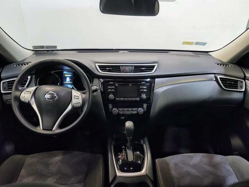 2015 Nissan Rogue Image 8