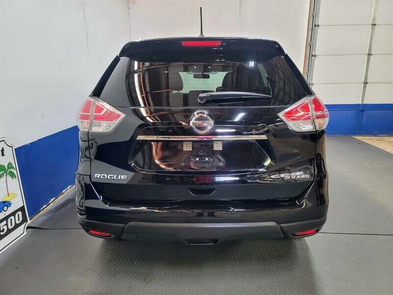 2015 Nissan Rogue Image 25