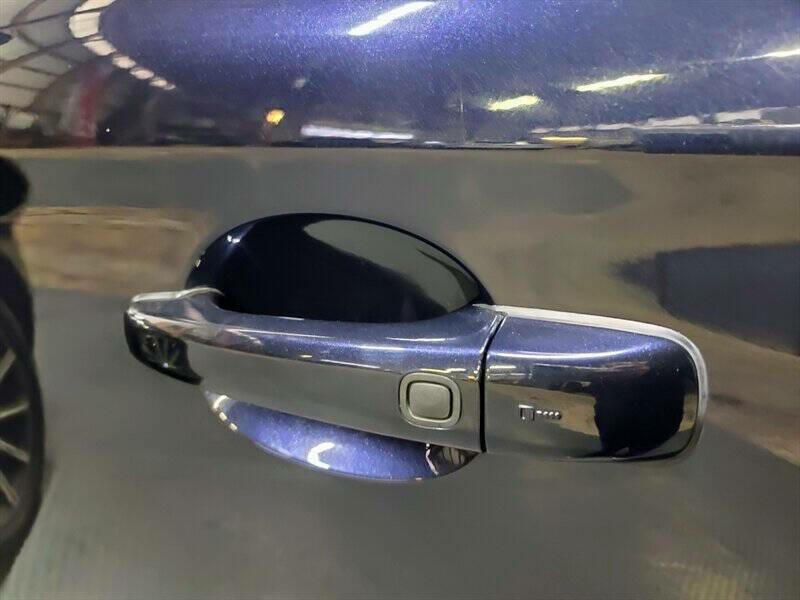 2017 Volvo XC60 Image 5