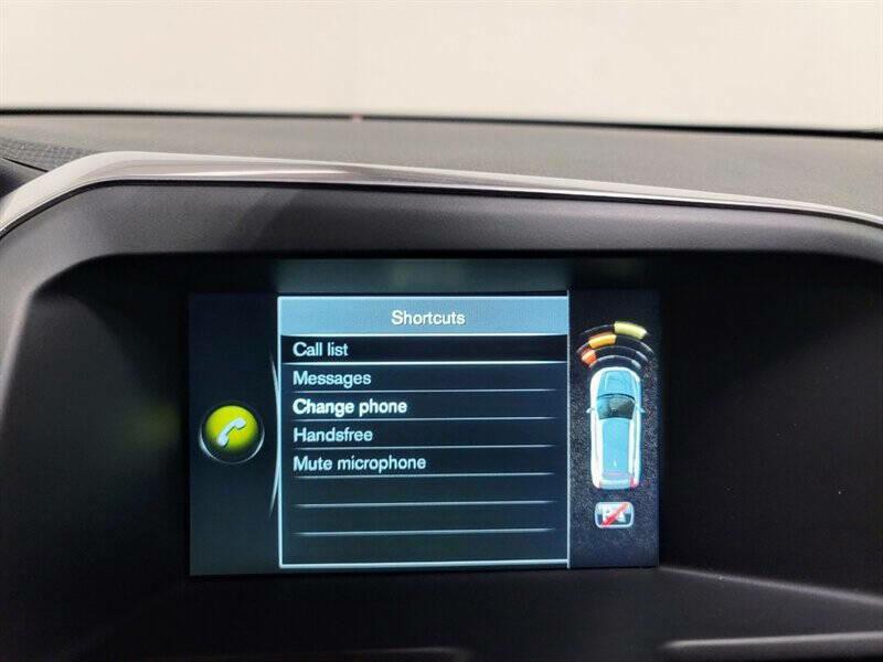 2017 Volvo XC60 Image 21