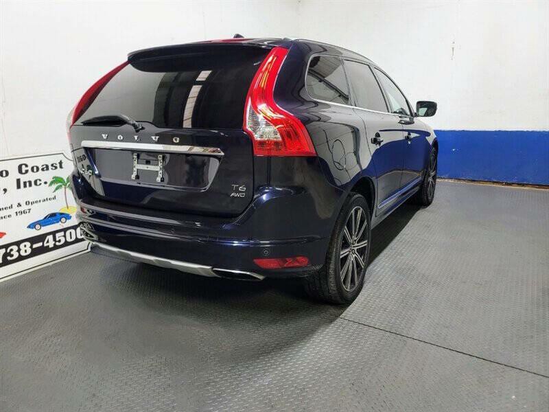 2017 Volvo XC60 Image 35