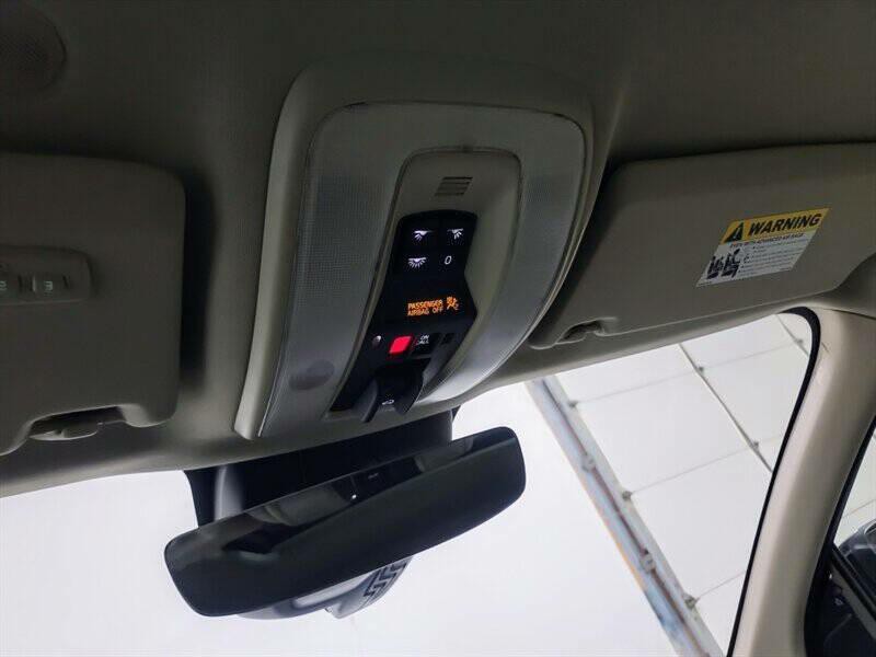 2017 Volvo XC60 Image 39