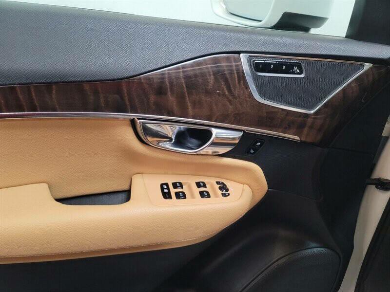 2016 Volvo XC90 Image 5