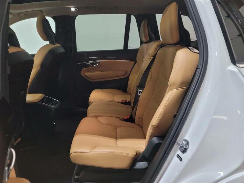 2016 Volvo XC90 Image 7
