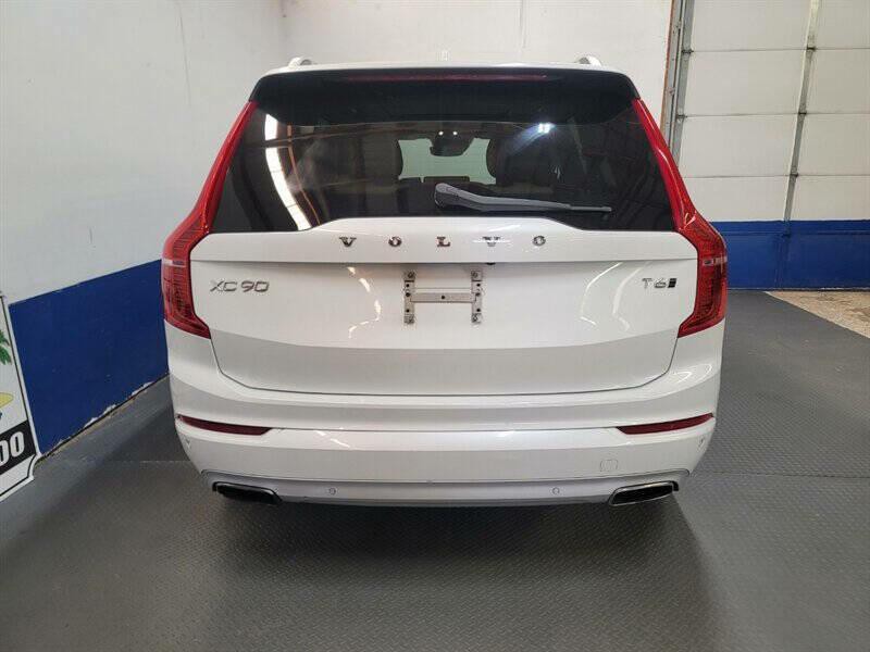 2016 Volvo XC90 Image 28