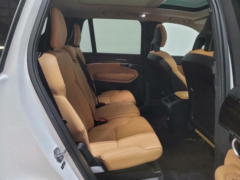 2016 Volvo XC90 Image 37