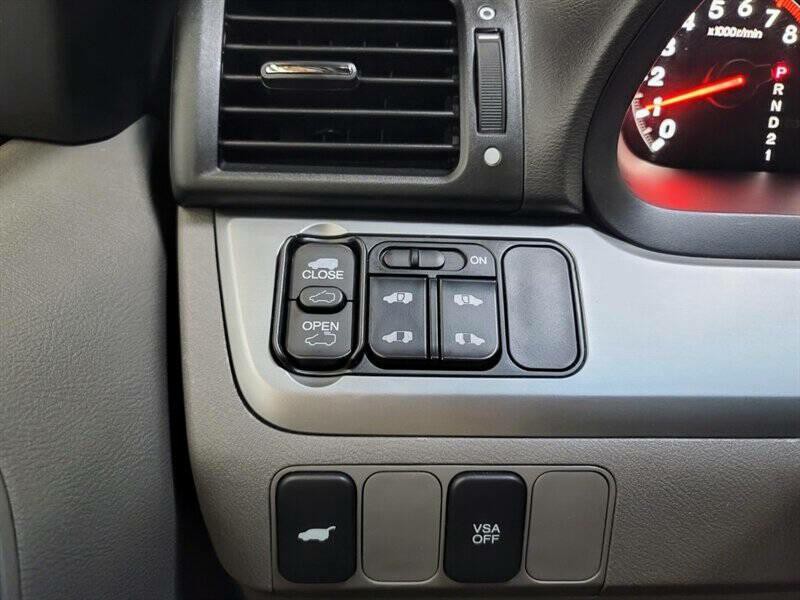2010 Honda Odyssey Image 8