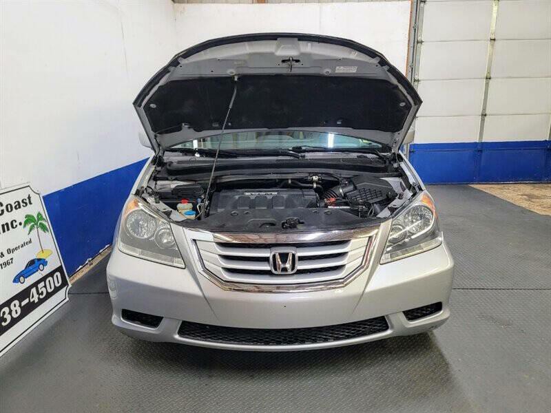 2010 Honda Odyssey Image 16