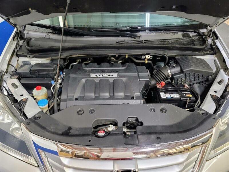 2010 Honda Odyssey Image 17