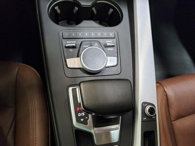 2017 Audi A4 Image 25