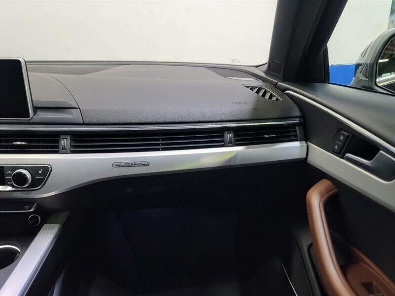 2017 Audi A4 Image 26