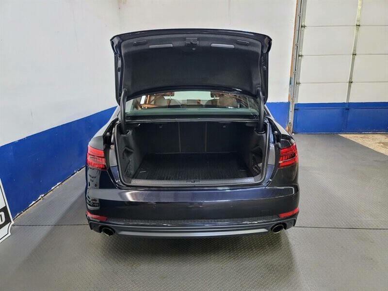 2017 Audi A4 Image 34