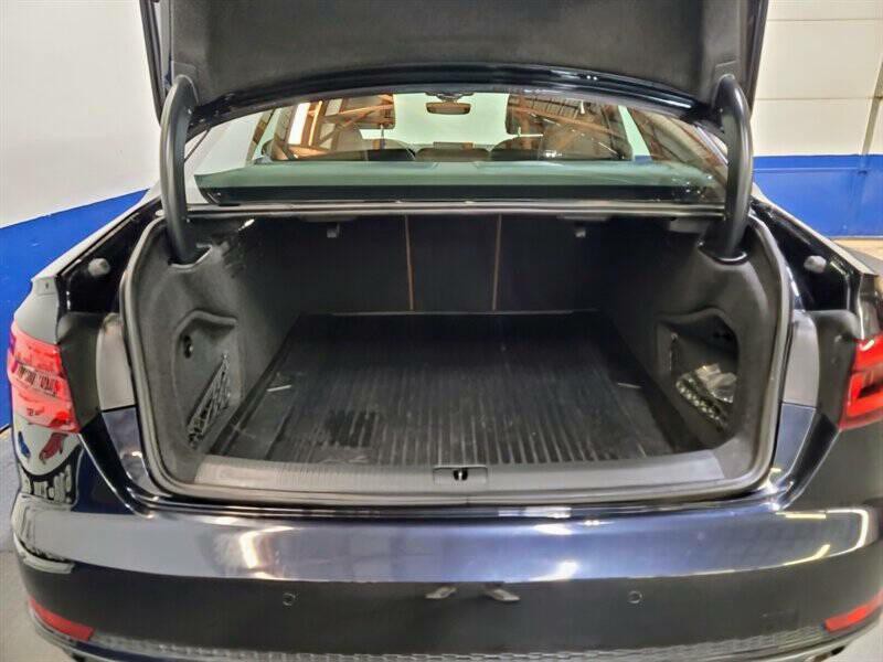 2017 Audi A4 Image 35