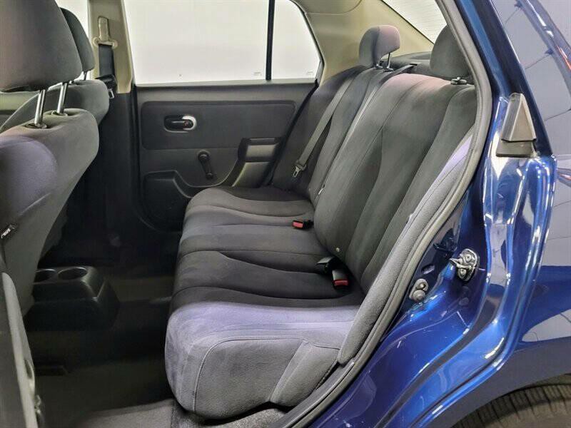 2009 Nissan Versa Image 4
