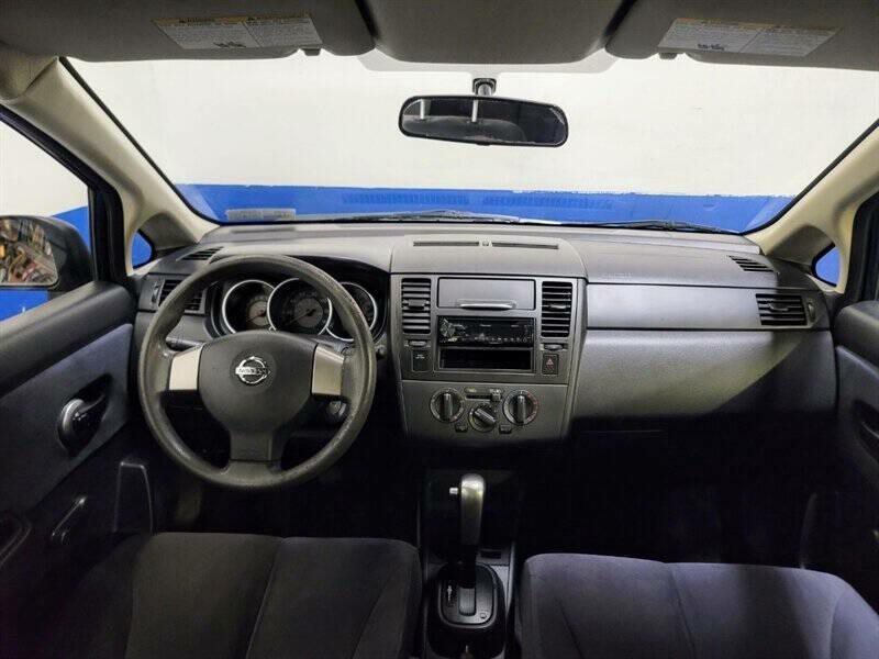 2009 Nissan Versa Image 5