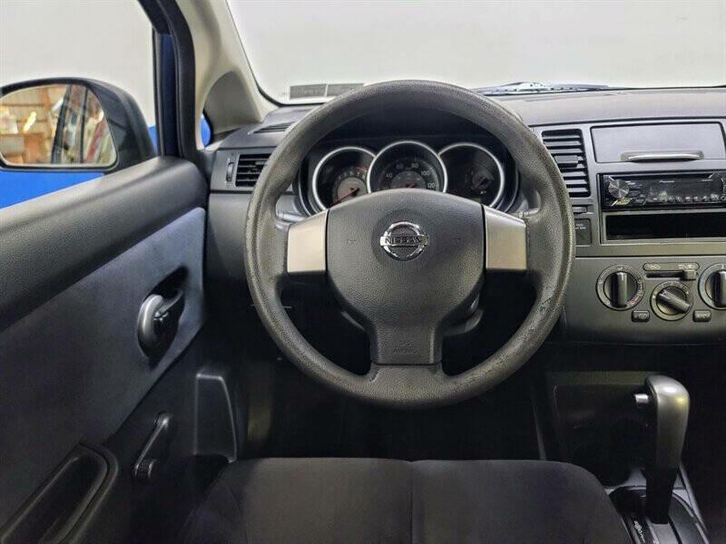2009 Nissan Versa Image 6