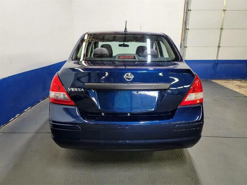 2009 Nissan Versa Image 18