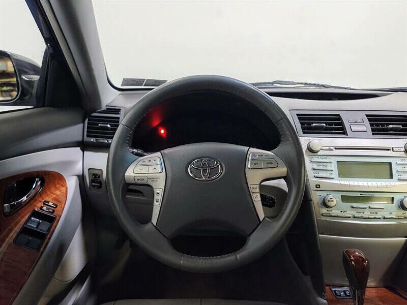 2009 Toyota Camry Image 6