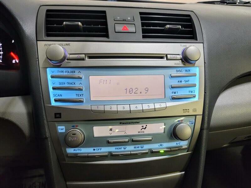 2009 Toyota Camry Image 8