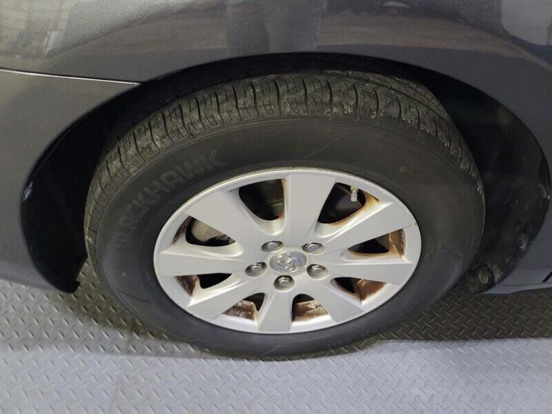 2009 Toyota Camry Image 13