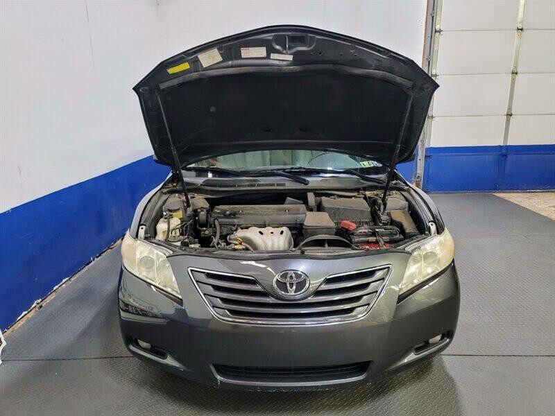 2009 Toyota Camry Image 14