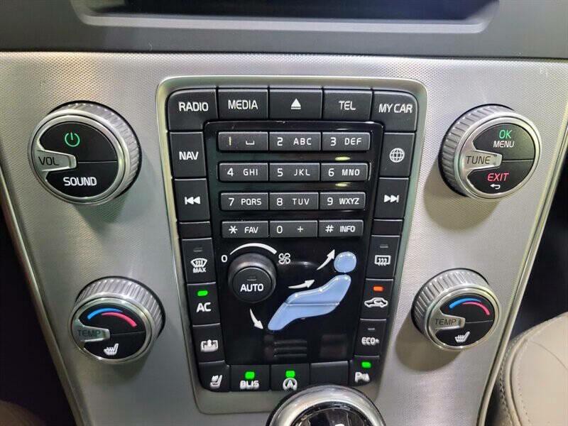 2017 Volvo S60 Image 13