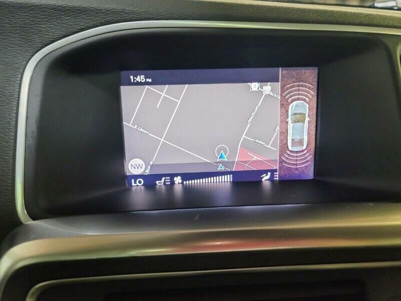2017 Volvo S60 Image 14